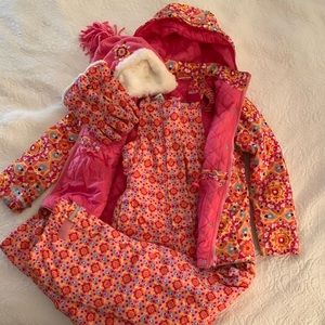 Girls ski clothes